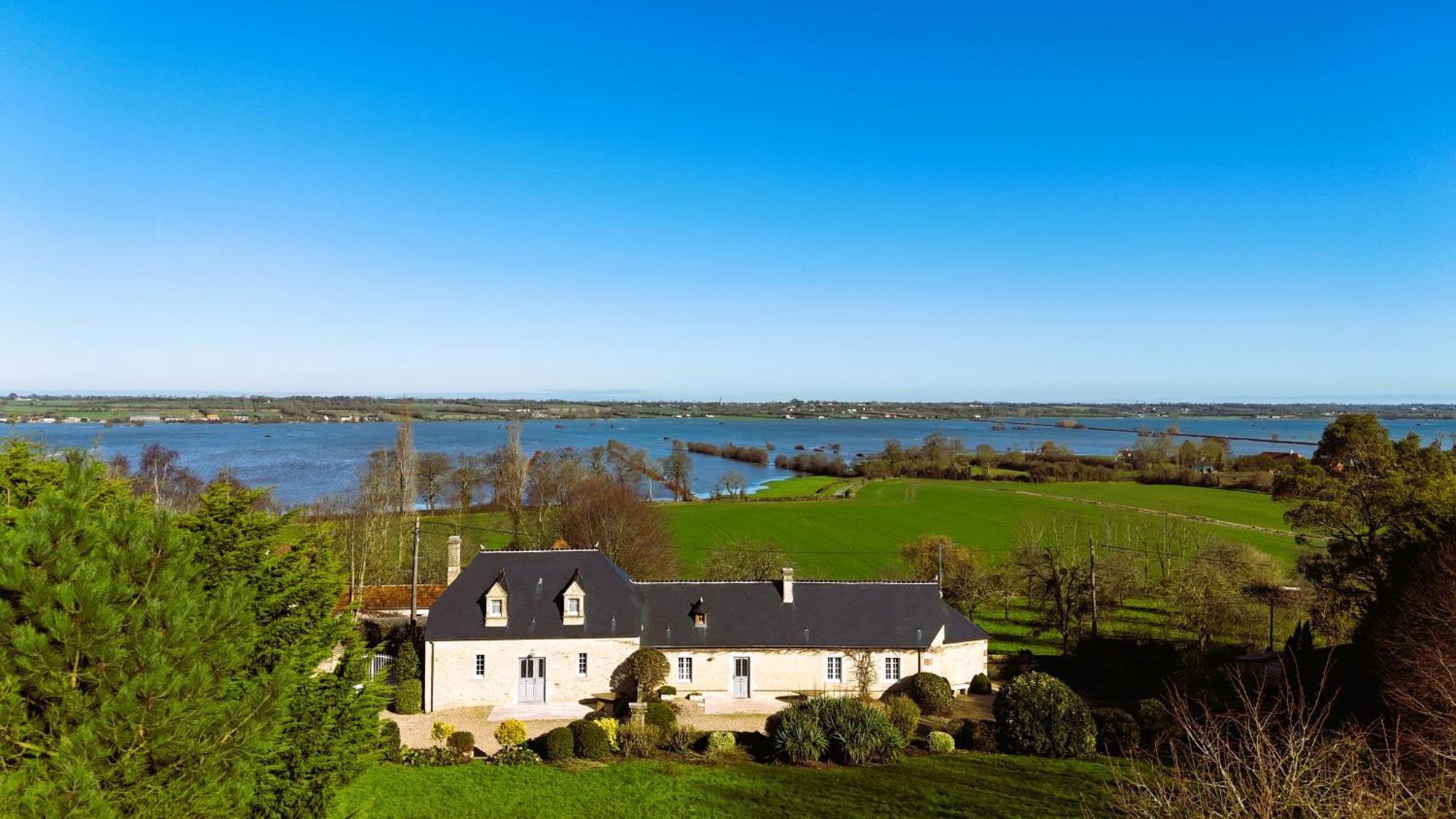 Le Domaine Des Roseraies Monfreville Luaran gambar
